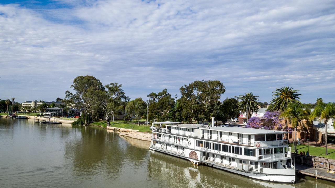 Отель Murray River Queen Ренмарк Экстерьер фото