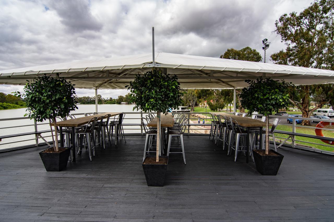 Отель Murray River Queen Ренмарк Экстерьер фото