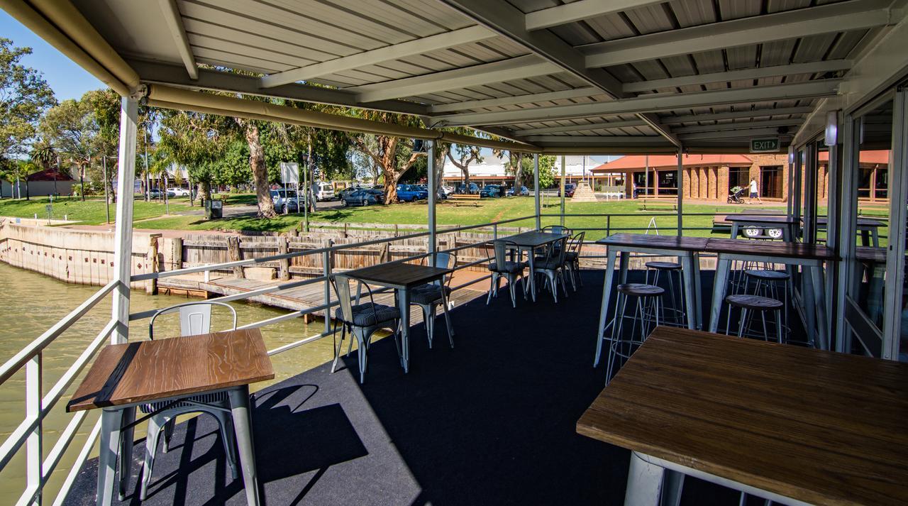 Отель Murray River Queen Ренмарк Экстерьер фото